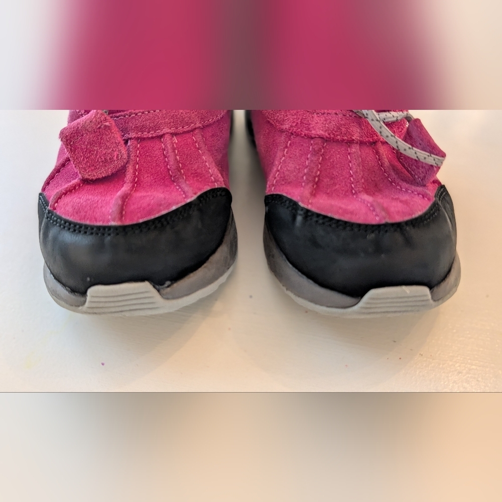 Girl's Ugg Pink Leather Suede Snow Boots Size 13 - Picture 8 of 9